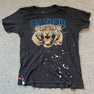 Chaser Distressed Tiger Tee